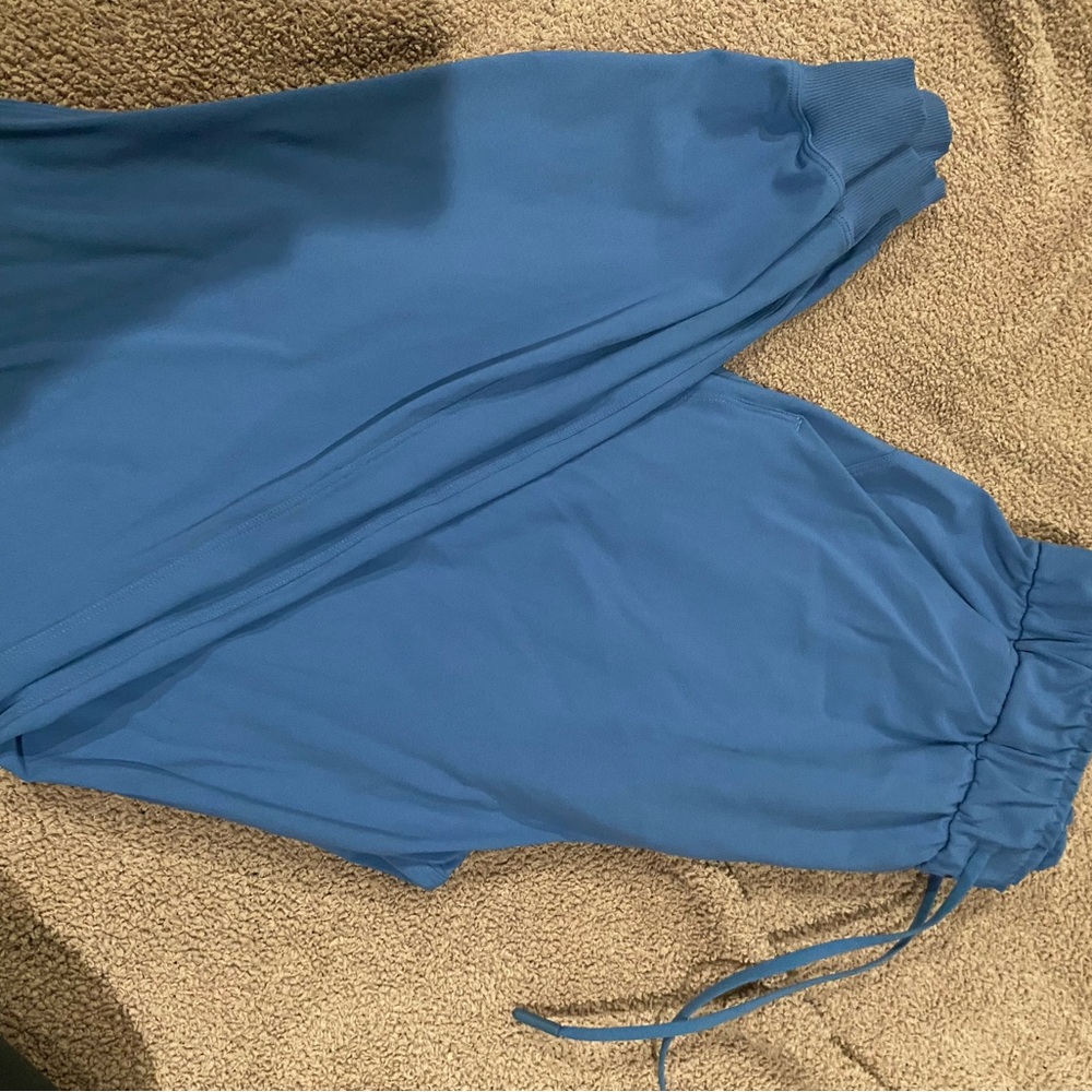Lululemon joggers